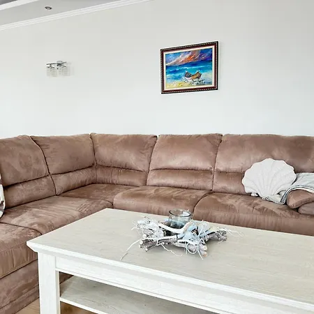 Sea Garden 2bd 아파트 부르가스